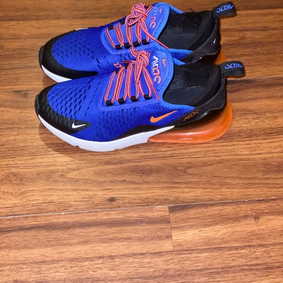 Sneakers - Picture 3 of 5